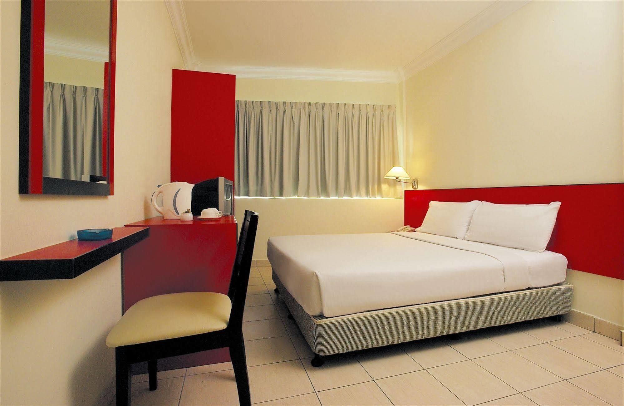 Replica Inn Bukit Bintang Куала-Лумпур Экстерьер фото